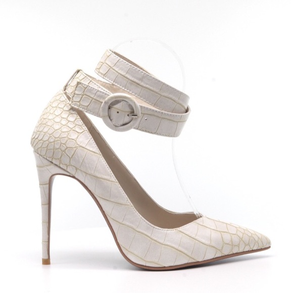 Cape Robbin Shoes - NWOT✨White croc heels 🐊